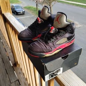 Jordan 5 satin bred size 6 y